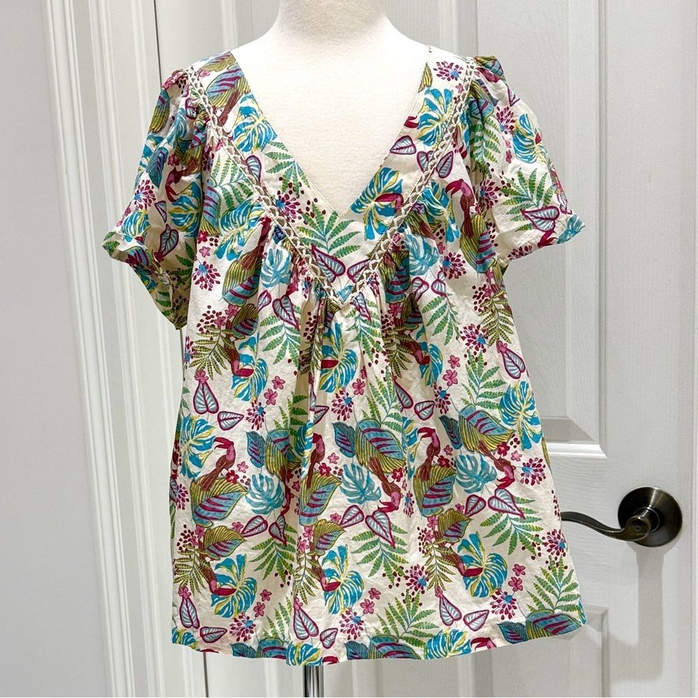 Haute Hippie embroidered, paisley, beige, short sleeve ruffle size medium